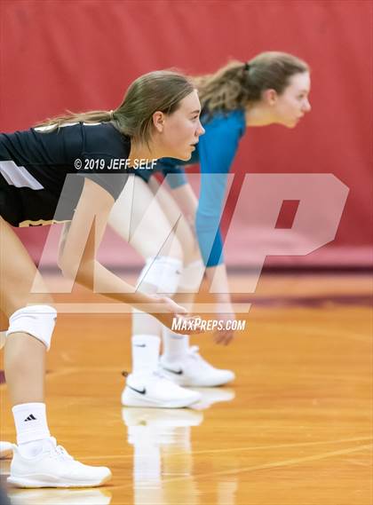 Thumbnail 1 in Hickory @ Grassfield photogallery.