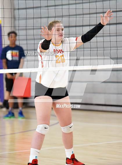 Thumbnail 3 in Cathedral Catholic vs. Marymount (Durango Fall Classic) photogallery.
