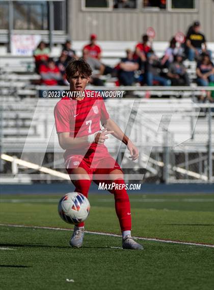 Thumbnail 2 in Regis Jesuit vs Liberty (CHSAA 5A Quarterfinals) photogallery.