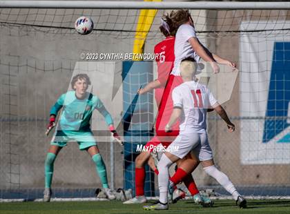 Thumbnail 3 in Regis Jesuit vs Liberty (CHSAA 5A Quarterfinals) photogallery.