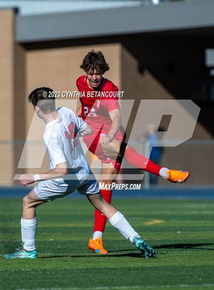 Thumbnail 3 in Regis Jesuit vs Liberty (CHSAA 5A Quarterfinals) photogallery.