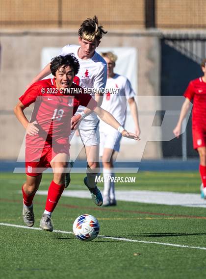 Thumbnail 3 in Regis Jesuit vs Liberty (CHSAA 5A Quarterfinals) photogallery.
