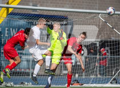Thumbnail 3 in Regis Jesuit vs Liberty (CHSAA 5A Quarterfinals) photogallery.