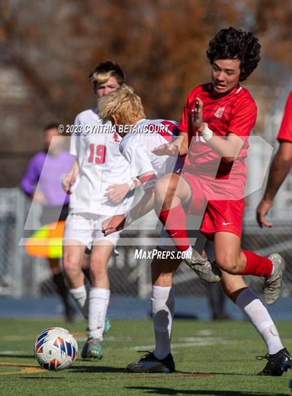 Thumbnail 2 in Regis Jesuit vs Liberty (CHSAA 5A Quarterfinals) photogallery.