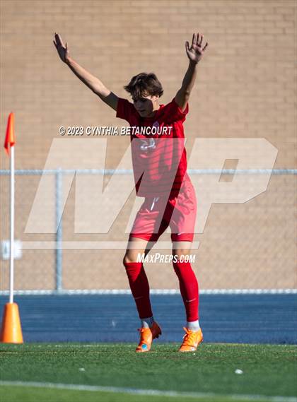 Thumbnail 3 in Regis Jesuit vs Liberty (CHSAA 5A Quarterfinals) photogallery.