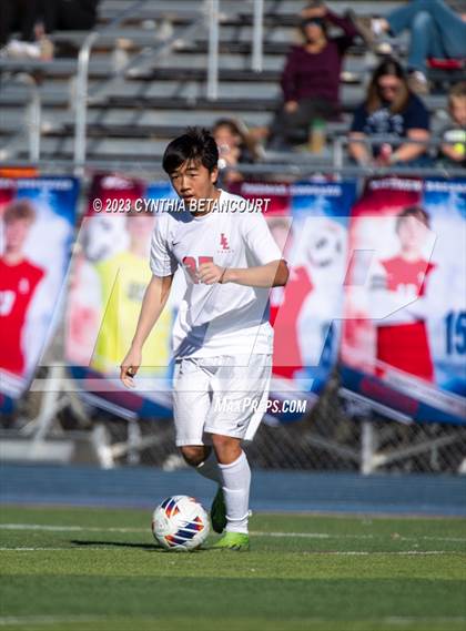 Thumbnail 2 in Regis Jesuit vs Liberty (CHSAA 5A Quarterfinals) photogallery.