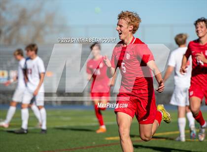 Thumbnail 2 in Regis Jesuit vs Liberty (CHSAA 5A Quarterfinals) photogallery.