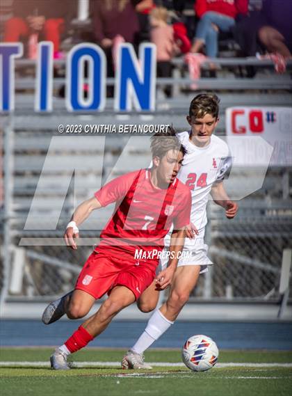 Thumbnail 3 in Regis Jesuit vs Liberty (CHSAA 5A Quarterfinals) photogallery.