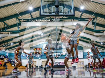 Thumbnail 1 in Liberty vs. Jesuit (Block Party at Sheldon Showcase) photogallery.