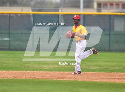 Thumbnail 3 in South Garland @ South Grand Prairie photogallery.