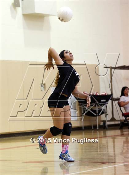 Thumbnail 3 in Taft @ Flintridge Sacred Heart photogallery.