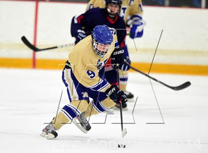 Thumbnail 3 in New Fairfield/Immaculate vs. Newtown (SCC-SWC D3 Final) photogallery.