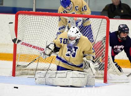 Thumbnail 2 in New Fairfield/Immaculate vs. Newtown (SCC-SWC D3 Final) photogallery.