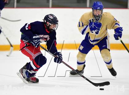 Thumbnail 3 in New Fairfield/Immaculate vs. Newtown (SCC-SWC D3 Final) photogallery.