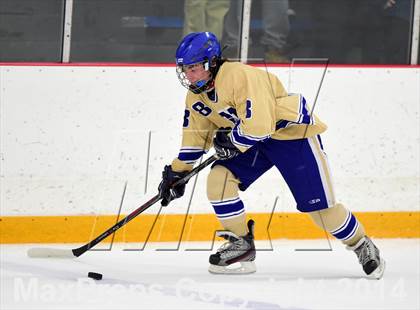 Thumbnail 3 in New Fairfield/Immaculate vs. Newtown (SCC-SWC D3 Final) photogallery.