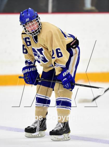 Thumbnail 3 in New Fairfield/Immaculate vs. Newtown (SCC-SWC D3 Final) photogallery.
