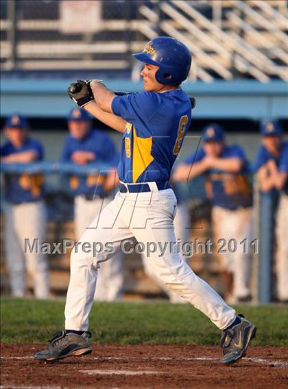 Thumbnail 2 in Batavia @ Alden photogallery.