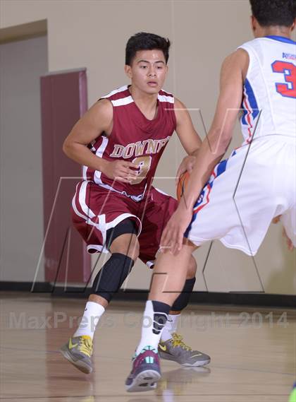Thumbnail 3 in Downey vs. Anchorage Christian (MaxPreps Holiday Classic) photogallery.