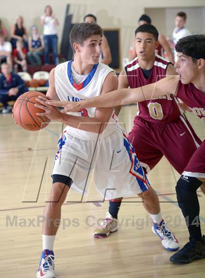 Thumbnail 3 in Downey vs. Anchorage Christian (MaxPreps Holiday Classic) photogallery.