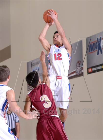 Thumbnail 3 in Downey vs. Anchorage Christian (MaxPreps Holiday Classic) photogallery.