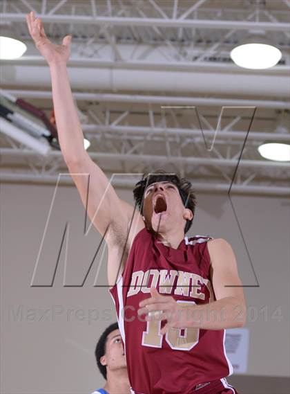 Thumbnail 1 in Downey vs. Anchorage Christian (MaxPreps Holiday Classic) photogallery.