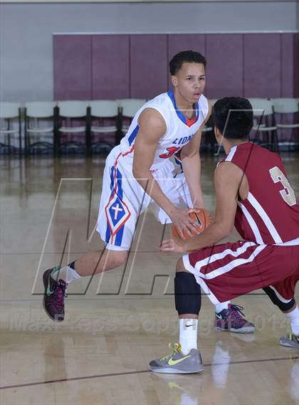 Thumbnail 3 in Downey vs. Anchorage Christian (MaxPreps Holiday Classic) photogallery.