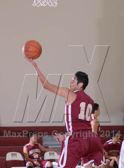 Thumbnail 2 in Downey vs. Anchorage Christian (MaxPreps Holiday Classic) photogallery.