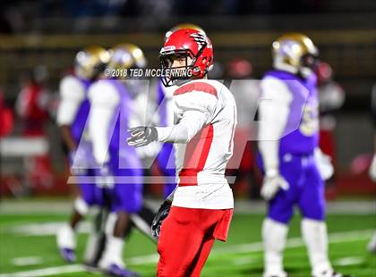 Thumbnail 3 in Mansfield vs. Osceola (AAA 3A 2nd Round Playoff) photogallery.