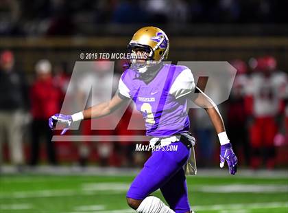 Thumbnail 2 in Mansfield vs. Osceola (AAA 3A 2nd Round Playoff) photogallery.