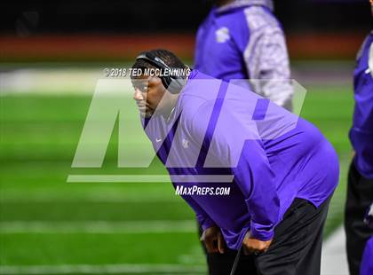 Thumbnail 3 in Mansfield vs. Osceola (AAA 3A 2nd Round Playoff) photogallery.