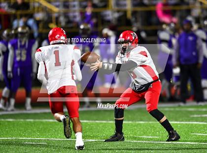 Thumbnail 2 in Mansfield vs. Osceola (AAA 3A 2nd Round Playoff) photogallery.