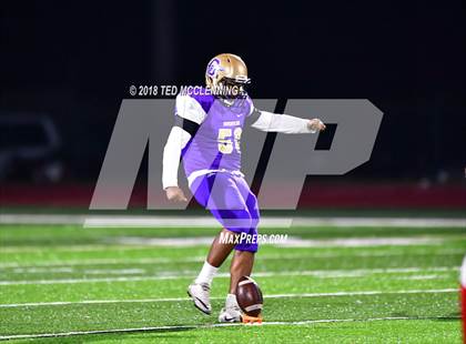 Thumbnail 3 in Mansfield vs. Osceola (AAA 3A 2nd Round Playoff) photogallery.