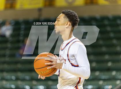 Thumbnail 2 in Midland Legacy vs. Eastlake (Byron Johnston Holiday Classic) photogallery.
