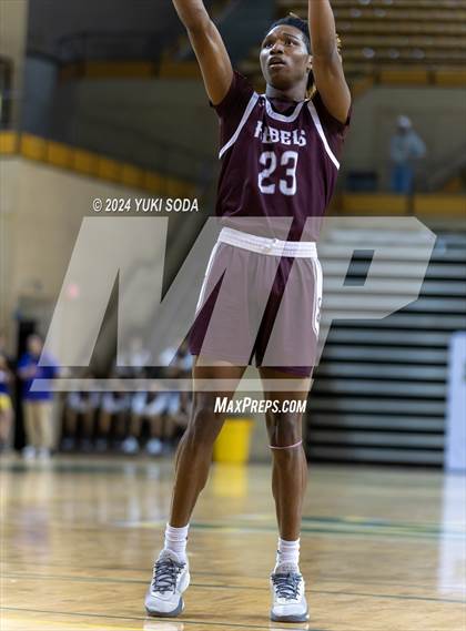 Thumbnail 1 in Midland Legacy vs. Eastlake (Byron Johnston Holiday Classic) photogallery.