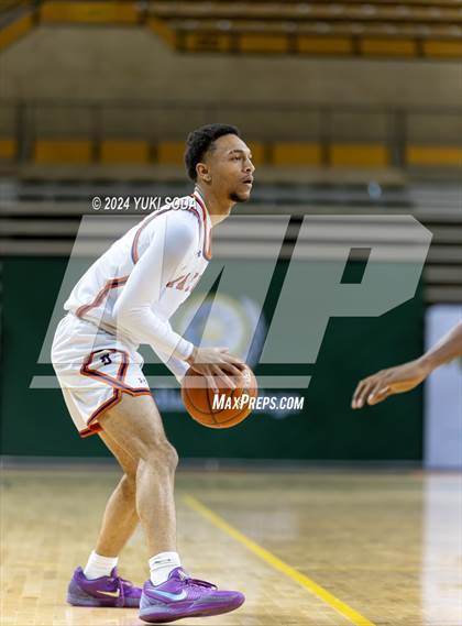 Thumbnail 2 in Midland Legacy vs. Eastlake (Byron Johnston Holiday Classic) photogallery.