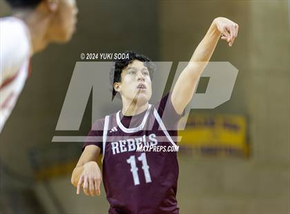 Thumbnail 1 in Midland Legacy vs. Eastlake (Byron Johnston Holiday Classic) photogallery.