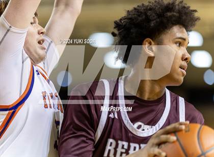 Thumbnail 3 in Midland Legacy vs. Eastlake (Byron Johnston Holiday Classic) photogallery.
