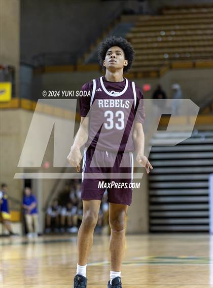 Thumbnail 3 in Midland Legacy vs. Eastlake (Byron Johnston Holiday Classic) photogallery.