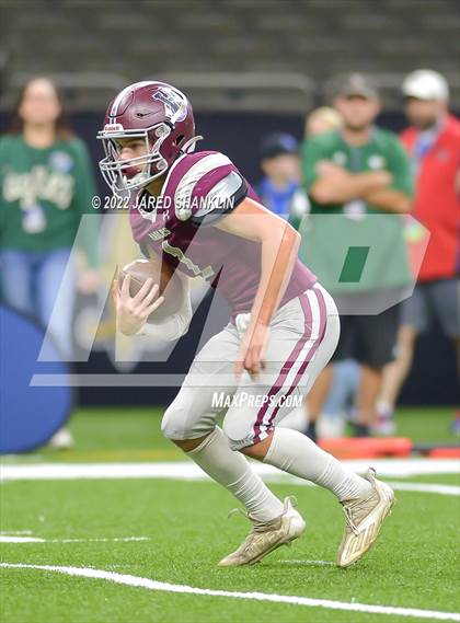 Thumbnail 2 in Ouachita Christian @ Vermilion Catholic(LHSAA Division IV Select Final) photogallery.