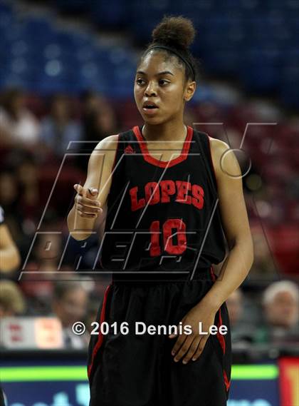 Thumbnail 3 in Antelope Valley vs. Cardinal Newman (CIF State D4 Final) photogallery.