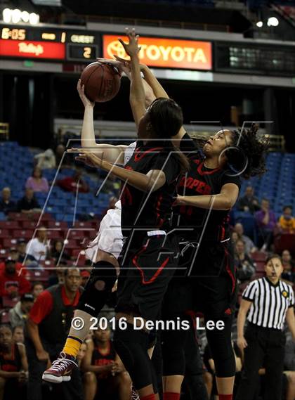 Thumbnail 2 in Antelope Valley vs. Cardinal Newman (CIF State D4 Final) photogallery.