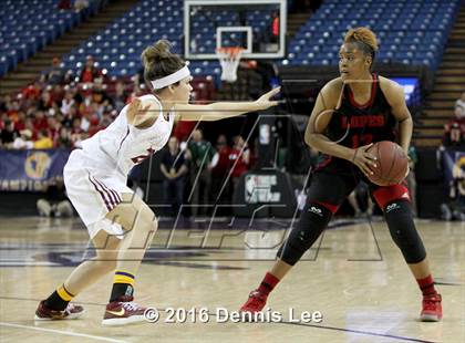 Thumbnail 1 in Antelope Valley vs. Cardinal Newman (CIF State D4 Final) photogallery.