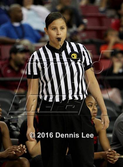 Thumbnail 1 in Antelope Valley vs. Cardinal Newman (CIF State D4 Final) photogallery.
