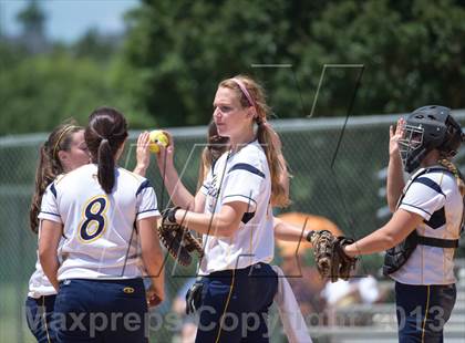 Thumbnail 1 in Conley [D. H.] vs. Robinson [Jay M.] (NCHSAA 3A Final) photogallery.