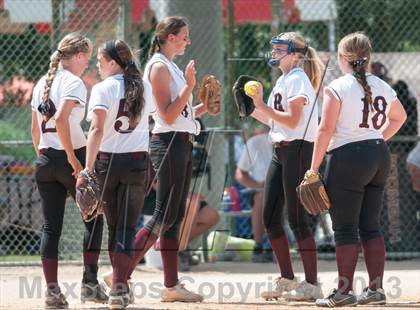 Thumbnail 3 in Conley [D. H.] vs. Robinson [Jay M.] (NCHSAA 3A Final) photogallery.