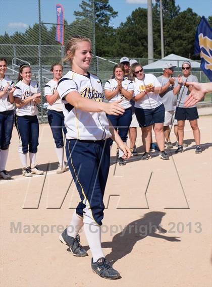 Thumbnail 3 in Conley [D. H.] vs. Robinson [Jay M.] (NCHSAA 3A Final) photogallery.