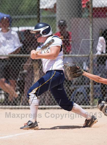 Thumbnail 3 in Conley [D. H.] vs. Robinson [Jay M.] (NCHSAA 3A Final) photogallery.