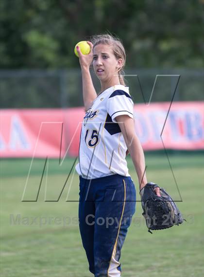 Thumbnail 3 in Conley [D. H.] vs. Robinson [Jay M.] (NCHSAA 3A Final) photogallery.