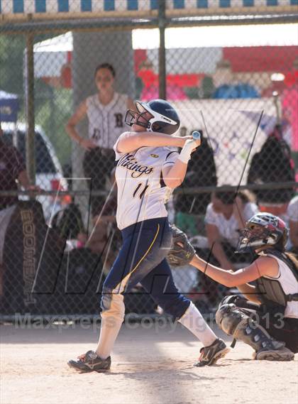 Thumbnail 2 in Conley [D. H.] vs. Robinson [Jay M.] (NCHSAA 3A Final) photogallery.