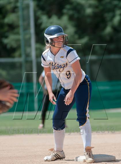 Thumbnail 3 in Conley [D. H.] vs. Robinson [Jay M.] (NCHSAA 3A Final) photogallery.